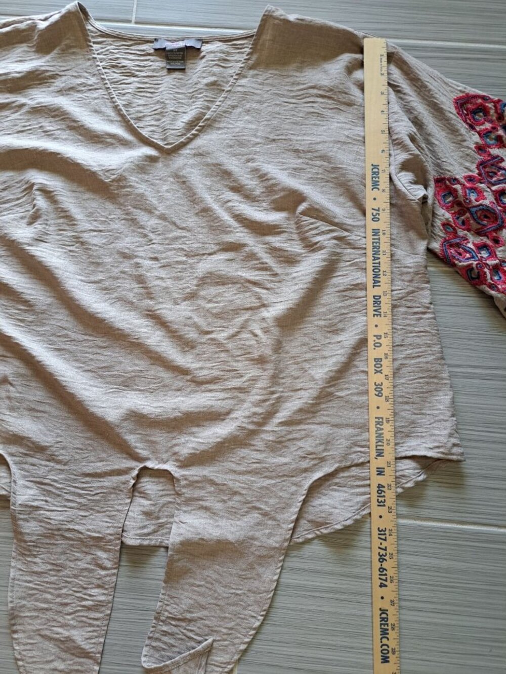 Olivia & Martin Plus Size 2X Beige Top V-Neck Festival Embroidered Sleeves Boho - Picture 6 of 8